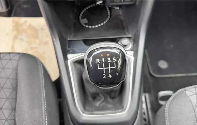 VOLKSWAGEN T-CROSS 1.0 TSI 95 Start/Stop BVM5 Life Plus photo 16 560301