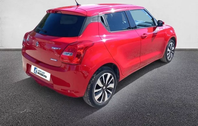 SUZUKI SWIFT 1.2 Dualjet Hybrid SHVS Allgrip Pack extérieur trois quart arrière droit 460404