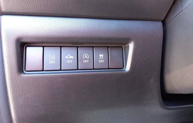 SUZUKI SWIFT 1.2 Dualjet Hybrid SHVS Allgrip Pack photo 21 460404