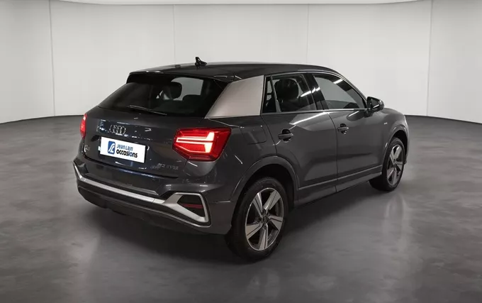AUDI Q2 35 TFSI 150 S tronic 7 Advanced extérieur trois quart arrière droit 2132079