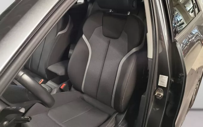 AUDI Q2 35 TFSI 150 S tronic 7 Advanced photo 11 2132079