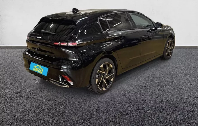 PEUGEOT 308 Hybrid 136 e-DCS6 Allure extérieur trois quart arrière droit 213482