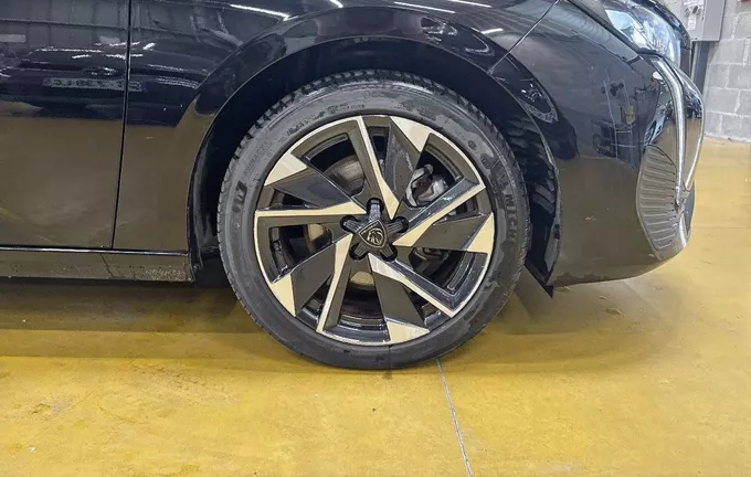 PEUGEOT 308 Hybrid 136 e-DCS6 Allure photo 9 213482