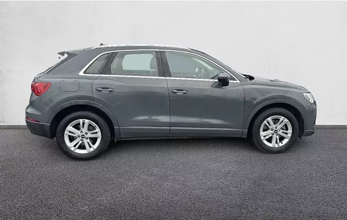 AUDI Q3 35 TDI 150 ch S tronic 7 Business line extérieur côté droit 212472
