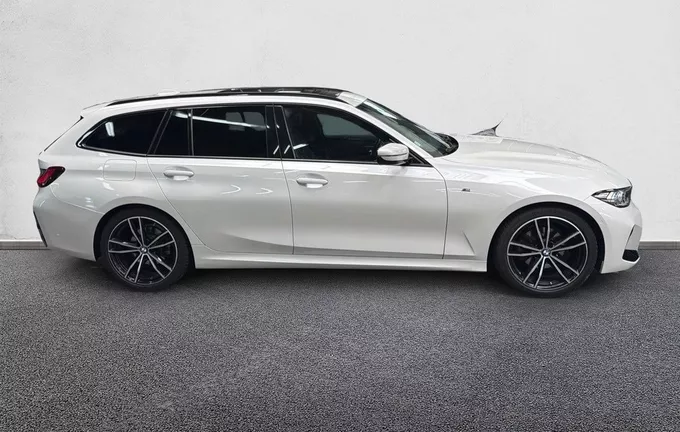 BMW SERIE 3 Touring 320d xDrive 190 ch BVA8 M Sport extérieur côté droit 3014260