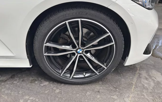 BMW SERIE 3 Touring 320d xDrive 190 ch BVA8 M Sport photo 9 3014260