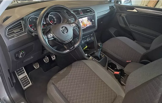 VOLKSWAGEN TIGUAN 2.0 TDI 150 IQ.Drive photo 13 213325