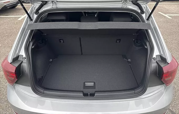 VOLKSWAGEN POLO 1.0 TSI 95 S&S DSG7 VW Edition extérieur côté gauche 9107