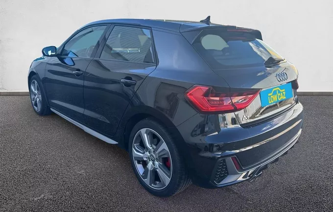 AUDI A1 Sportback 40 TFSI 200 ch S tronic 6 S Line extérieur trois quart arrière gauche 213247