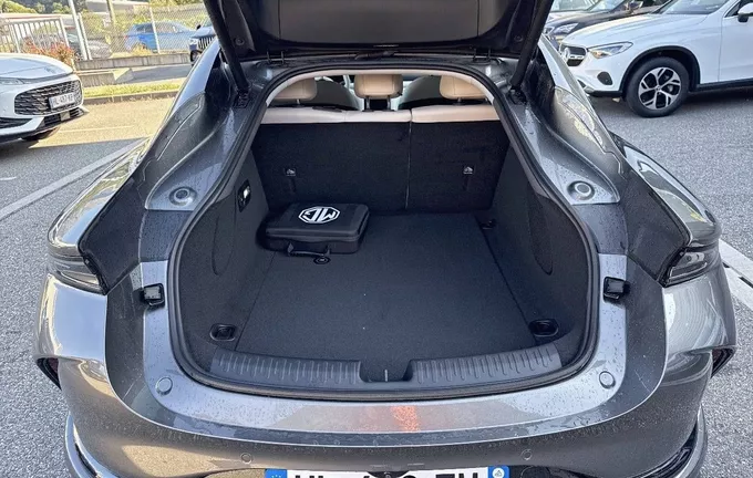 MG IM5 4WD photo 10 9560