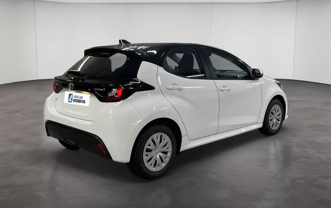 TOYOTA YARIS Hybride 116h Dynamic extérieur trois quart arrière droit 1103954