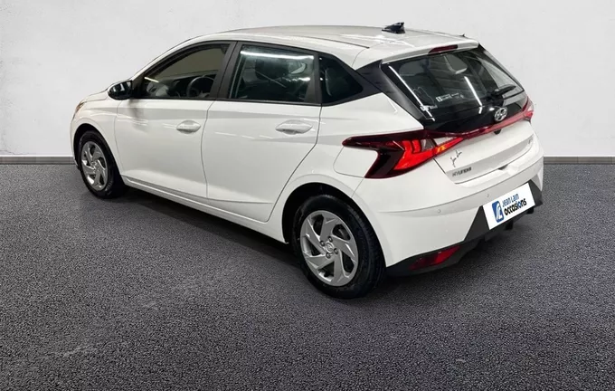 HYUNDAI I20 1.2 84 Initia extérieur trois quart arrière gauche 14049