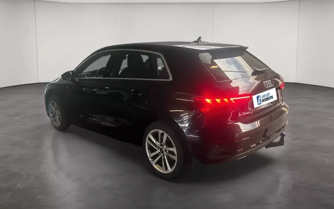 AUDI A3 Sportback 35 TDI 150 S tronic 7 Design extérieur trois quart arrière gauche 2131796