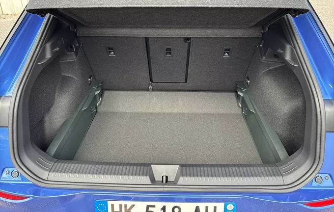 VOLKSWAGEN T-ROC 1.5 eTSI EVO2 Hybrid 150 ch DSG7 R-Line photo 10 5272