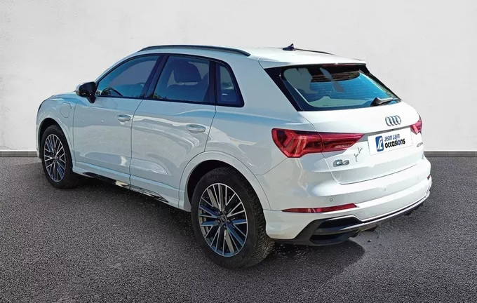 AUDI Q3 45 TFSIe 245 ch S tronic 6 S line extérieur trois quart arrière gauche 561007