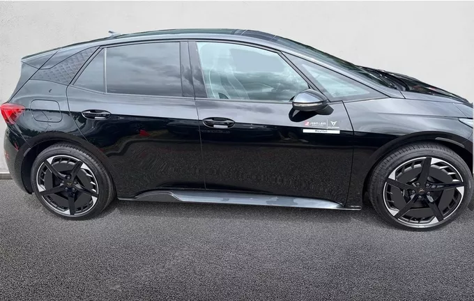 CUPRA BORN 230 ch - Batterie XL V extérieur côté droit 3799