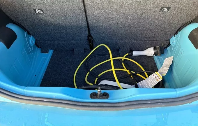 VOLKSWAGEN E-UP! 2.0 e-up! 83 Electrique photo 14 560445