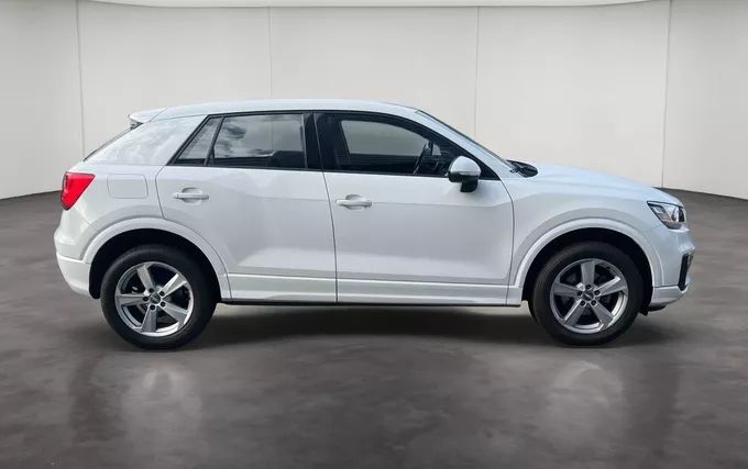 AUDI Q2 30 TDI 116 S tronic 7 Sport extérieur côté droit 2132744