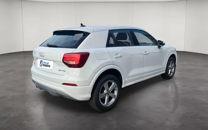 AUDI Q2 30 TDI 116 S tronic 7 Sport extérieur trois quart arrière droit 2132744