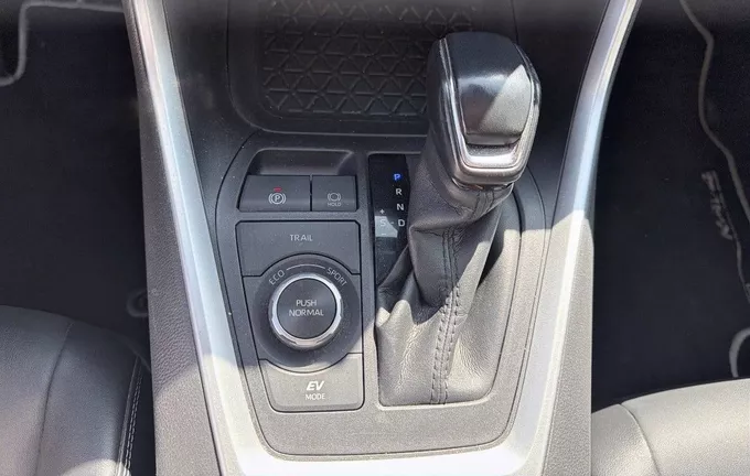 TOYOTA RAV4 Hybride 222 ch AWD-i Dynamic Business + Beyond Zero Academy photo 13 1103695