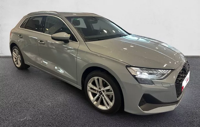 AUDI A3 Sportback TFSI Mild Hybrid 116 S tronic 7 Business Executive extérieur trois quart avant droit 2123852