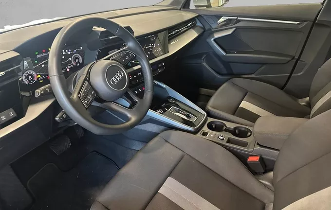 AUDI A3 Sportback TFSI Mild Hybrid 116 S tronic 7 Business Executive photo 11 2123852