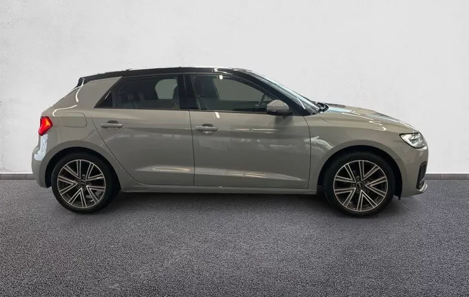 AUDI A1 Sportback 25 TFSI 95 ch BVM5 Advanced extérieur côté droit 2131110