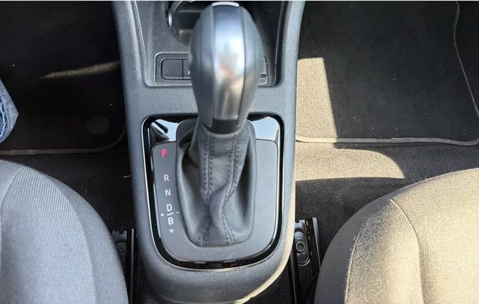 VOLKSWAGEN E-UP! 2.0 e-up! 83 Electrique Life Plus photo 16 2128121
