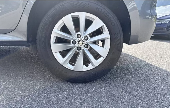 SKODA KAMIQ 1.0 TSI Evo 110 ch BVM6 Ambition photo 12 2129480