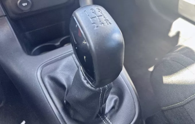 CITROEN C3 PureTech 83 ch BVM5 Plus photo 13 945029