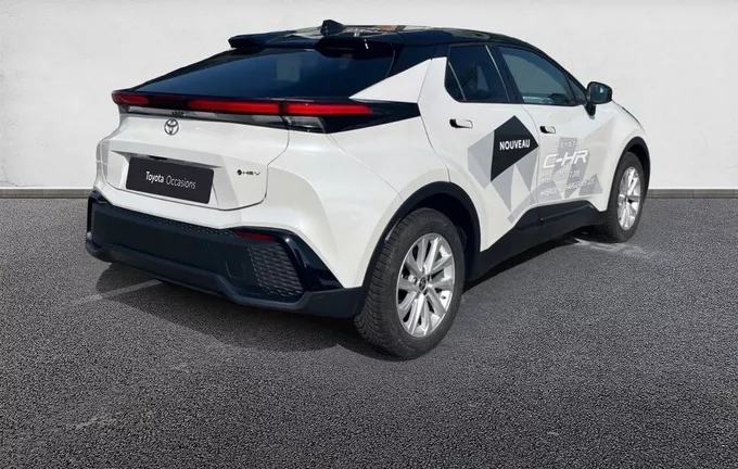 TOYOTA C-HR Hybride 140 Collection extérieur trois quart arrière droit 870472