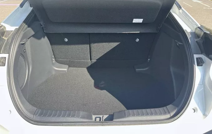 TOYOTA C-HR Hybride 140 Collection photo 10 870472