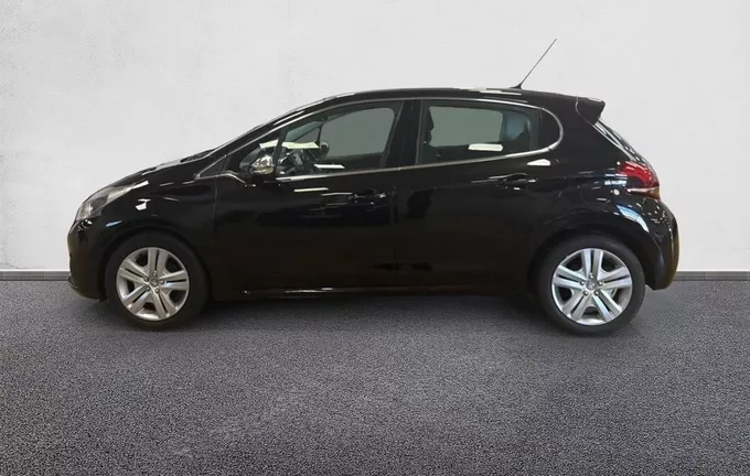 PEUGEOT 208 1.6 BlueHDi 100ch S&S BVM5 Active Business extérieur côté gauche 213574