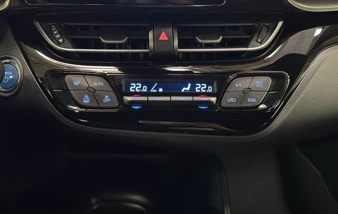 TOYOTA C-HR Pro Hybride 122h Dynamic Business photo 14 213141