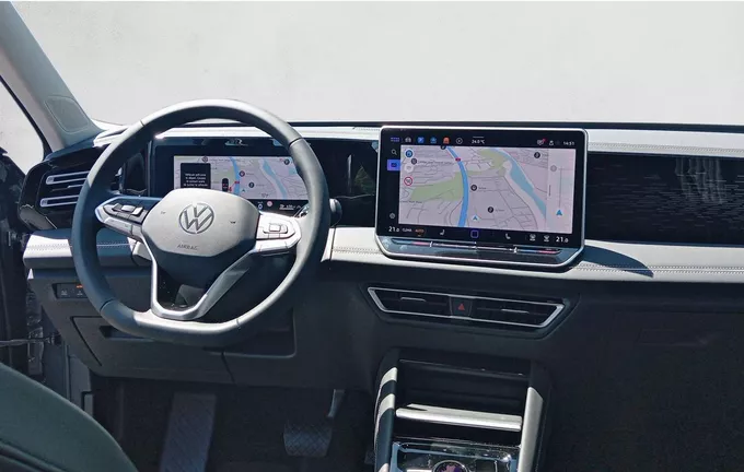 VOLKSWAGEN TIGUAN 1.5 eTSI 150ch DSG7 Elegance extérieur trois quart avant droit 7022
