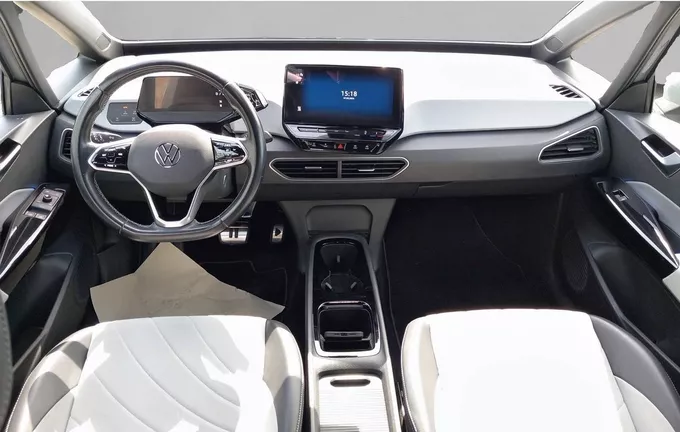 VOLKSWAGEN ID.3 204 ch Pro Performance Active extérieur trois quart avant droit 560602
