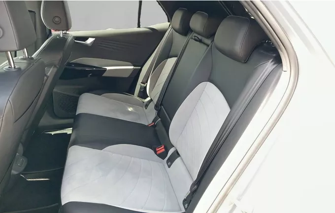 VOLKSWAGEN ID.3 204 ch Pro Performance Active extérieur arrière 560602