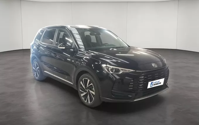 MG ZS 1.5 L Hybrid+ 197 ch Luxury extérieur trois quart avant droit 601331