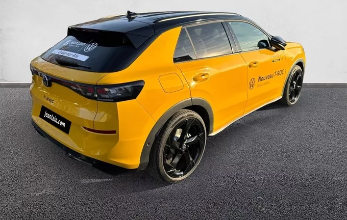 VOLKSWAGEN T-ROC 1.5 eTSI EVO2 Hybrid 150 ch DSG7 R-Line extérieur trois quart arrière droit 9696