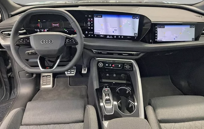 AUDI Q5 e-hybrid 299 ch S tronic 7 Quattro S line photo 18 9570