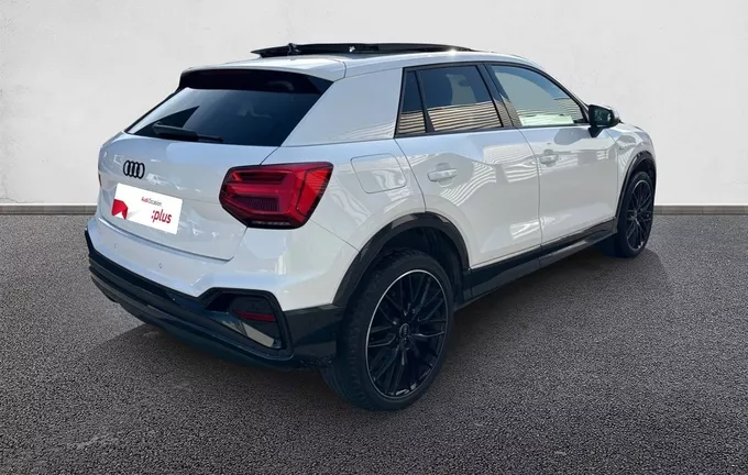 AUDI Q2 35 TFSI 150 S tronic 7 S line extérieur trois quart arrière droit 2128062