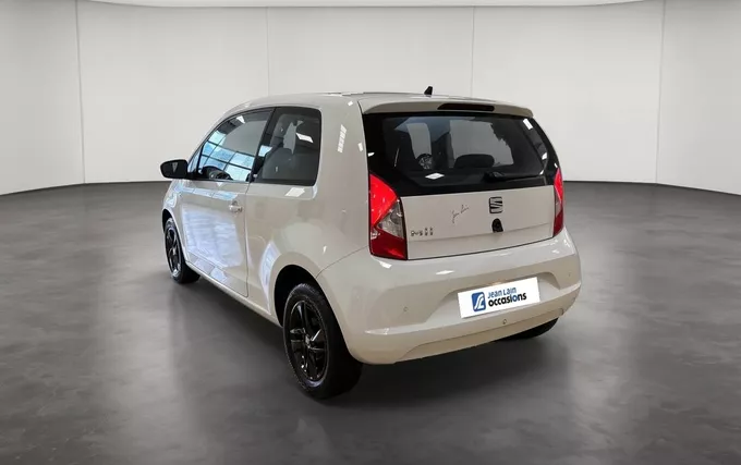 SEAT MII 1.0 75 ch Urban Design extérieur trois quart arrière gauche 213625