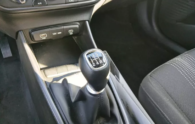 HYUNDAI I20 1.2 79 Initia photo 13 13348