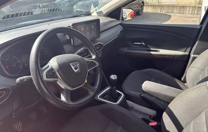 DACIA SANDERO TCe 90 - 22 Stepway Confort photo 11 2130063