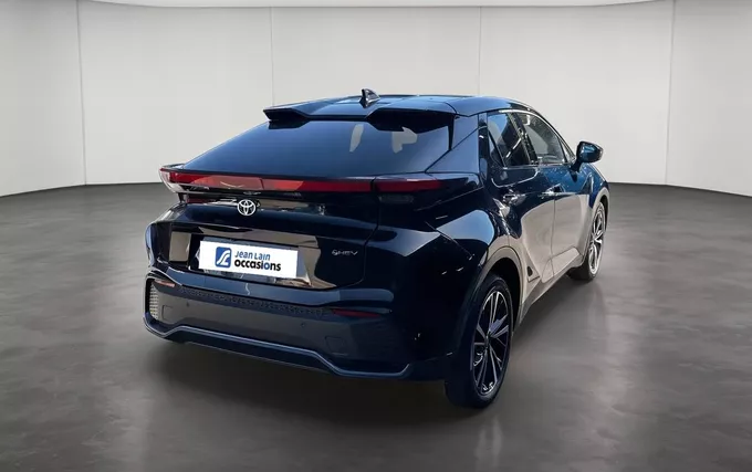 TOYOTA C-HR Hybride 200 Collection Premiere extérieur trois quart arrière droit 1103738