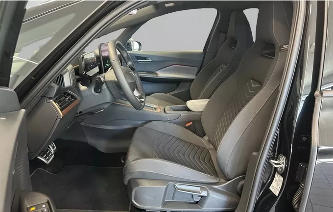 CUPRA BORN 230 ch - Batterie XL extérieur trois quart arrière droit 2130116