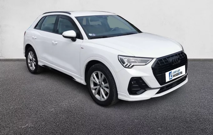 AUDI Q3 35 TFSI 150 ch S tronic 7 S line extérieur trois quart avant droit 460412