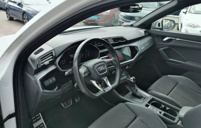 AUDI Q3 35 TFSI 150 ch S tronic 7 S line photo 11 460412