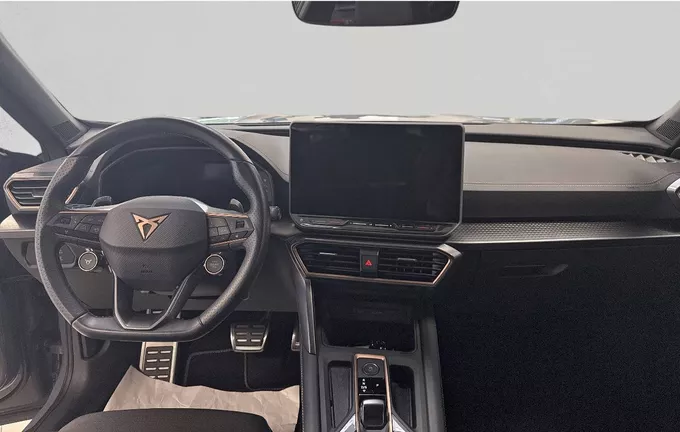 CUPRA FORMENTOR 1.5 eTSI Hybrid 150 ch DSG7 V extérieur trois quart avant droit 2120237
