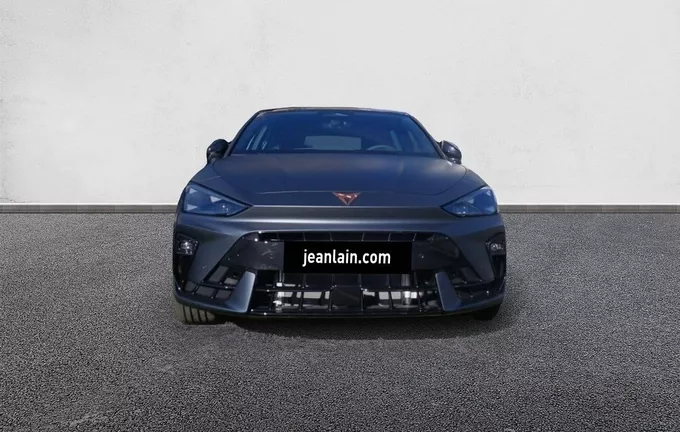 CUPRA LEON 1.5 eTSI Hybrid 150 ch DSG7 V extérieur avant 4858
